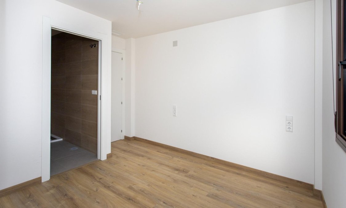 New Build - Bungalow -
Hondón de las Nieves - El Salero