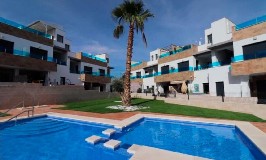 New Build - town house -
Bigastro - pueblo