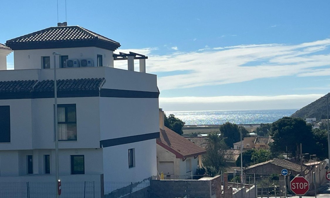 Obra nueva - town house -
La Union - centro