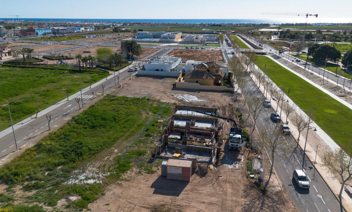 New Build - villa -
Pilar de la Horadada - pueblo