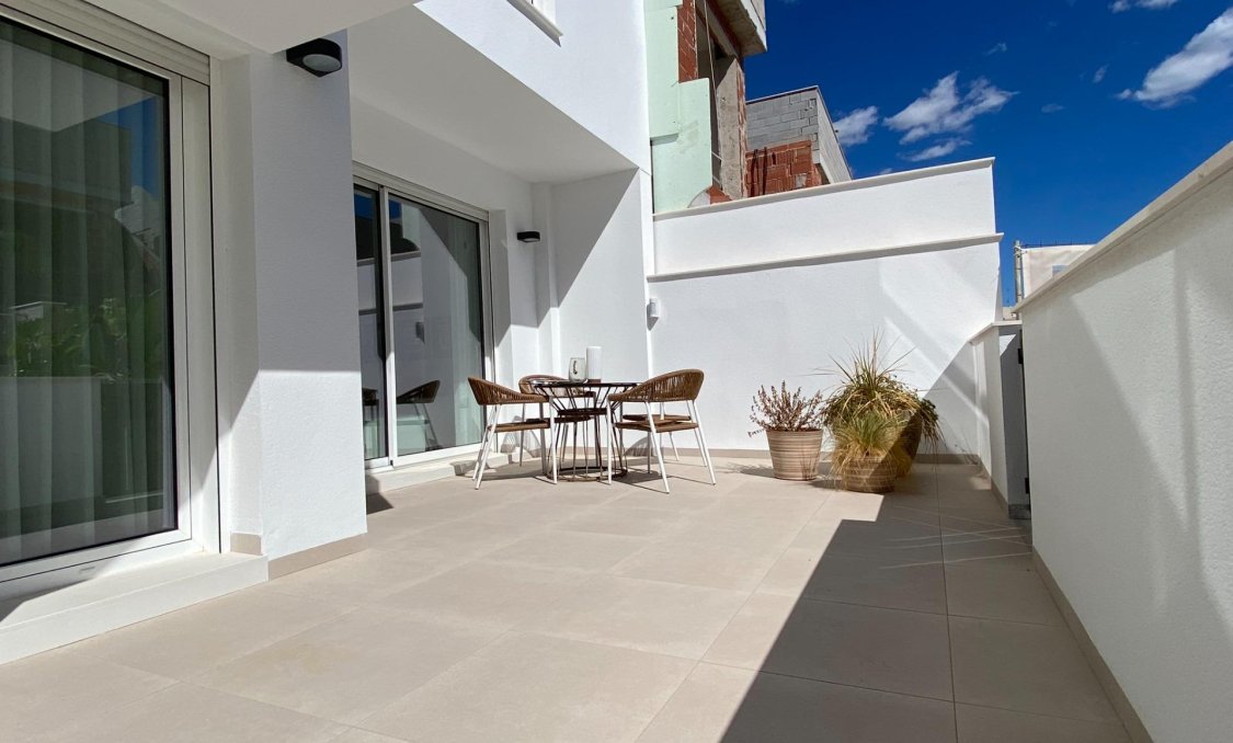 New Build - Bungalow -
Pilar de la Horadada - pueblo