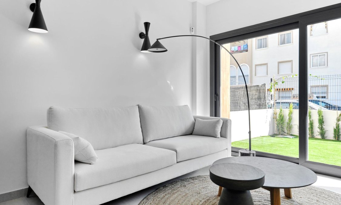 Obra nueva - Bungalow -
Torrevieja - Villa Amalia