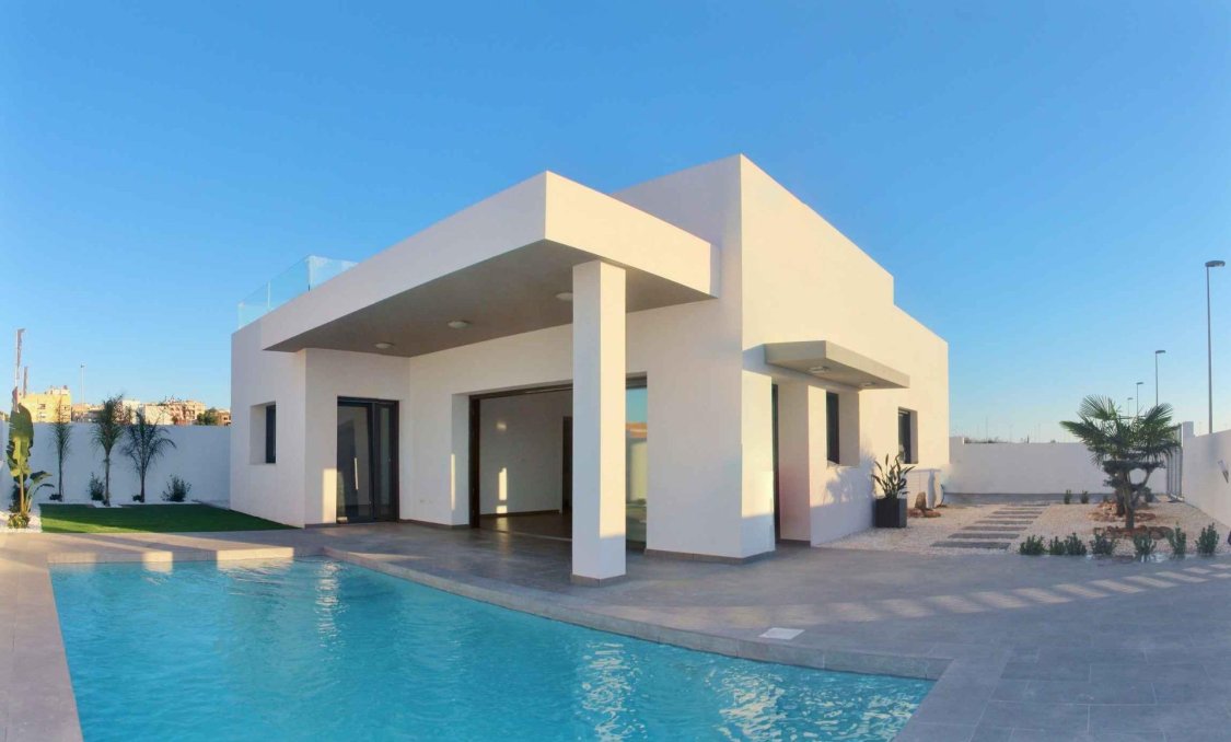 New Build - villa -
Rafal - polideportivo