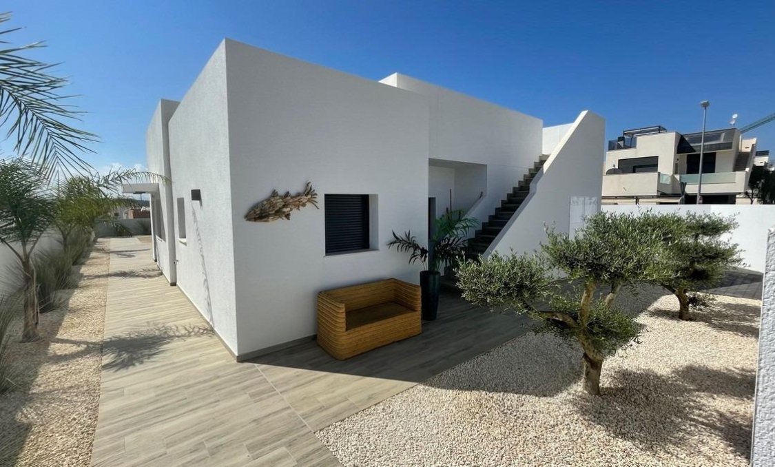 New Build - villa -
Rafal - polideportivo