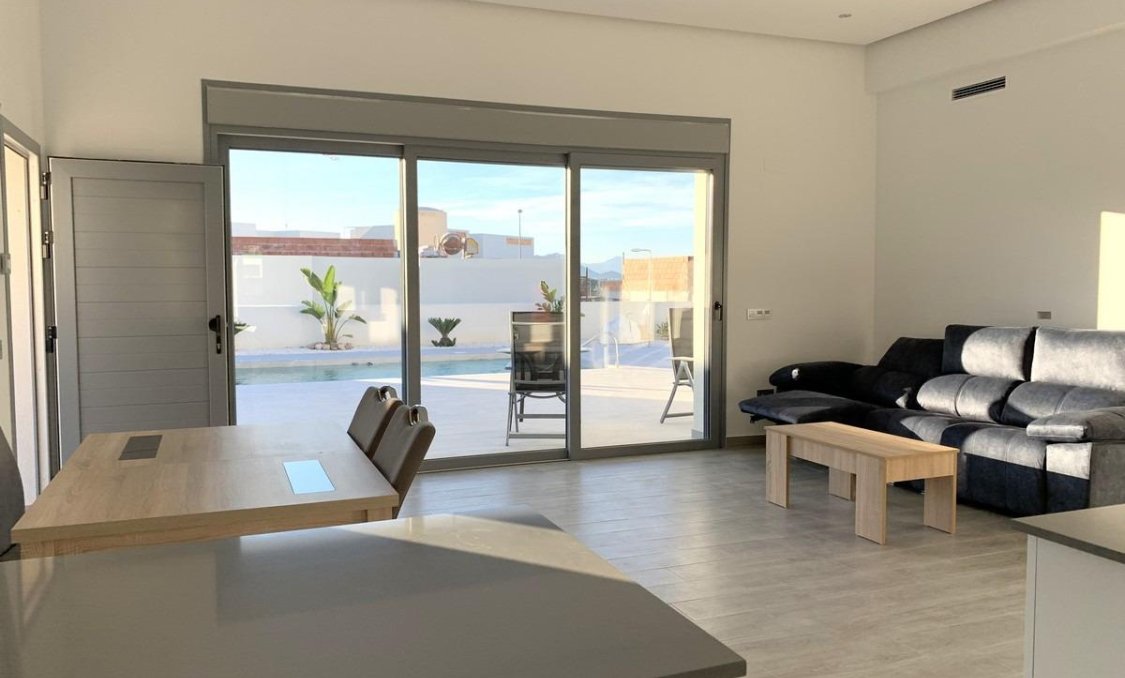 New Build - villa -
Rafal - polideportivo