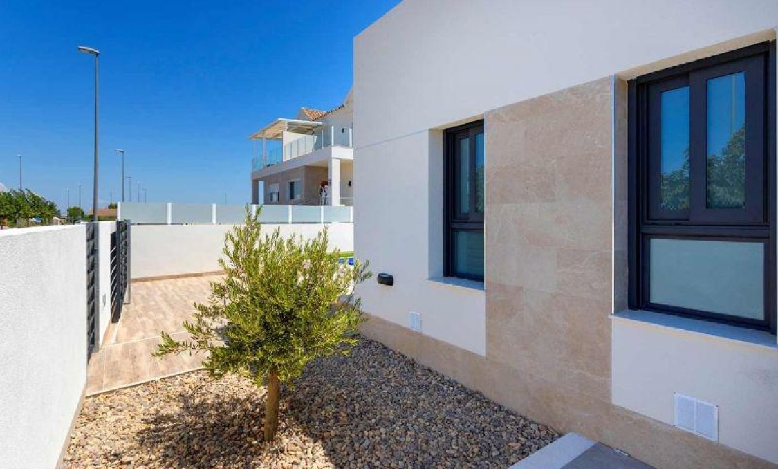 New Build - Quad House -
Daya Nueva - Centro