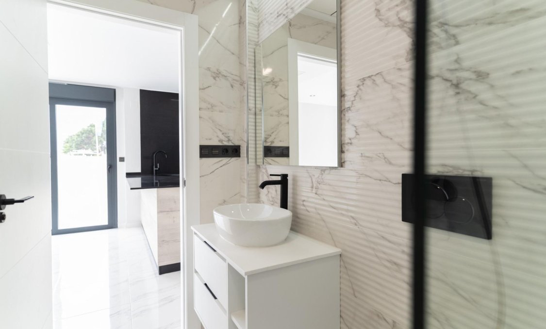 Nowy budynek - villa -
Orihuela Costa - Punta Prima