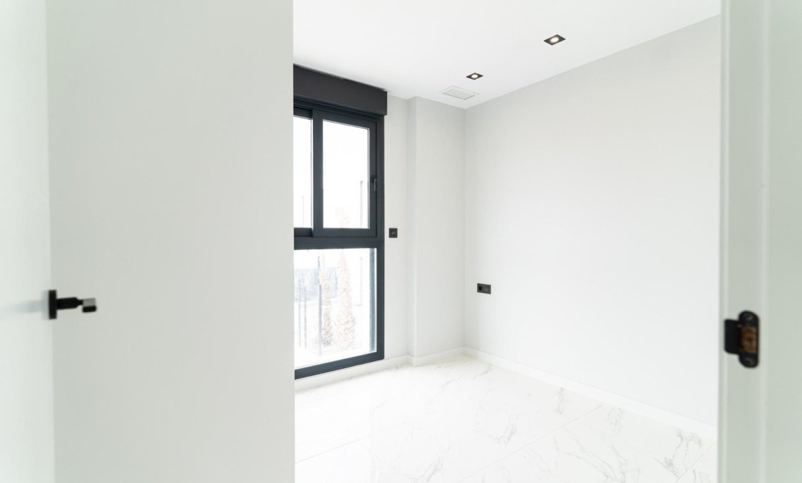 Nowy budynek - villa -
Orihuela Costa - Punta Prima