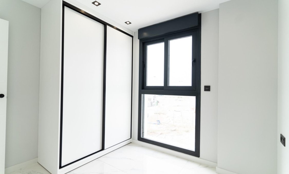 Nowy budynek - villa -
Orihuela Costa - Punta Prima