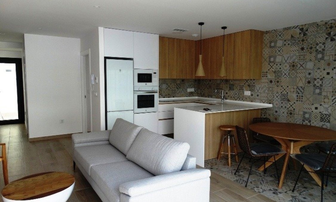 Nowy budynek - villa -
Pilar de la Horadada - pueblo