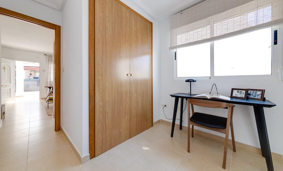 New Build - villa -
San Fulgencio - El Oasis